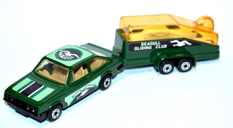 Matchbox TwinPack - Ford Escort Seagull Gliding Club Set