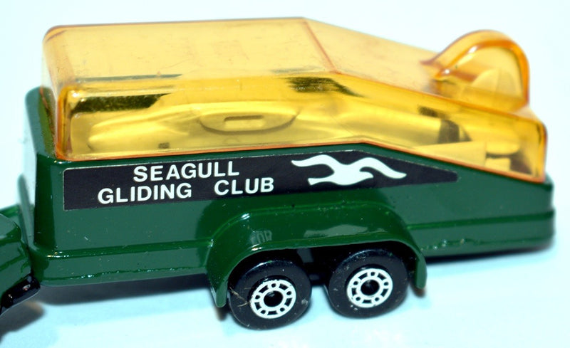Matchbox TwinPack - Ford Escort Seagull Gliding Club Set
