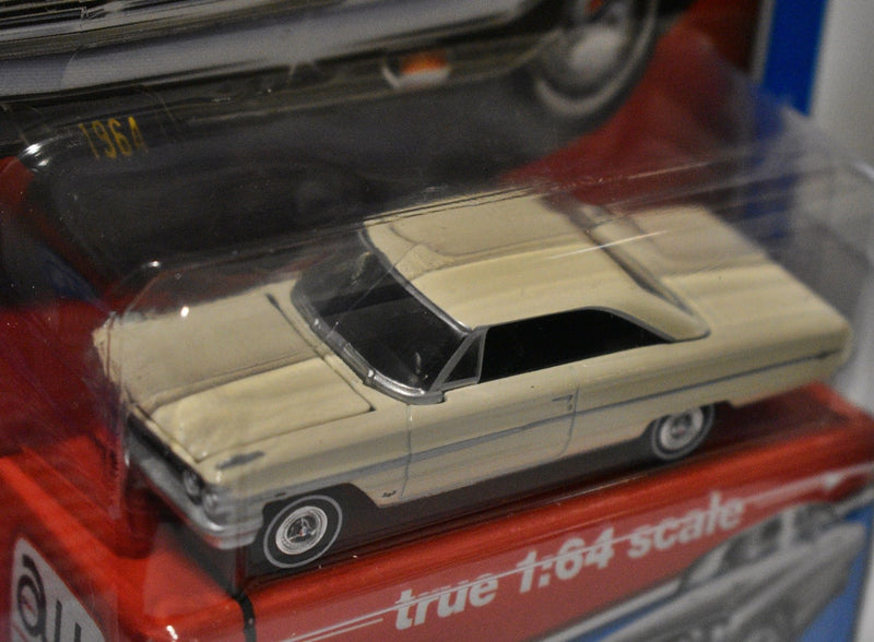 Auto World - 1964 Ford Galaxie 500XL   