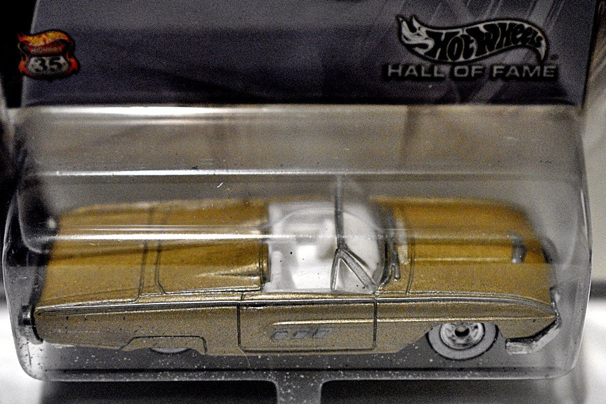 Hot Wheels Hall of Fame Series - 1963 Ford Thunder Convertible