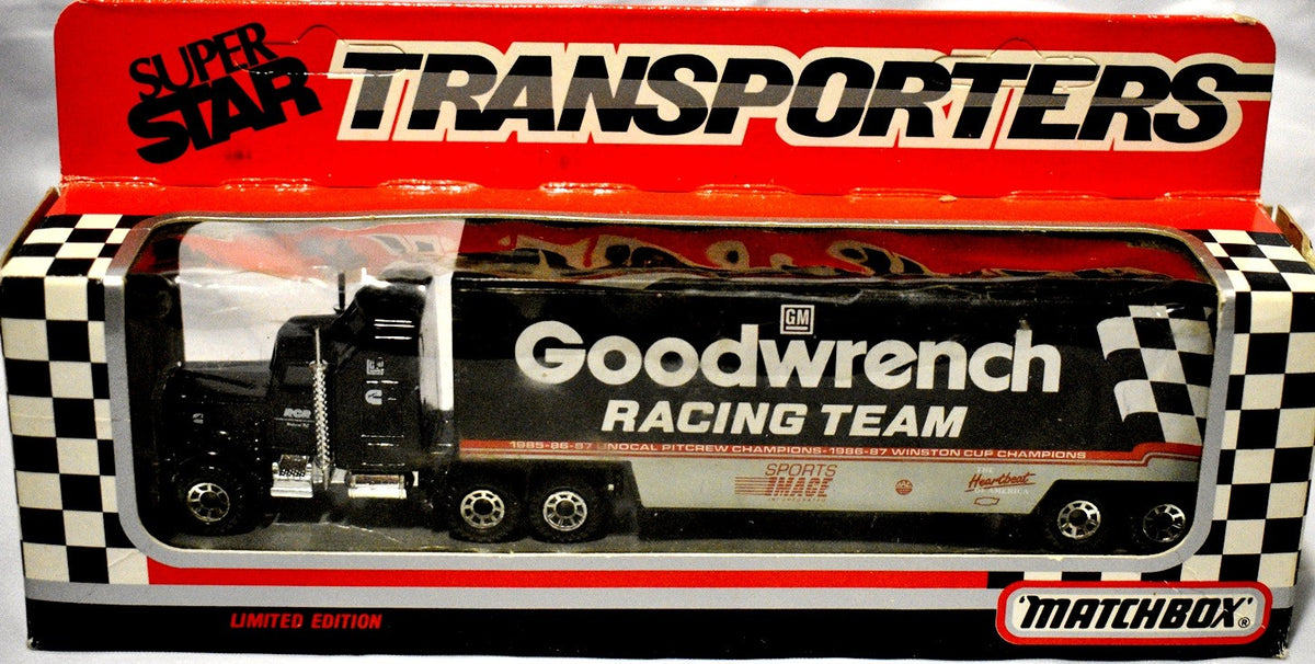 Matchbox Super Stars Dale Earnhardt  Goodwrench Racing Transporter