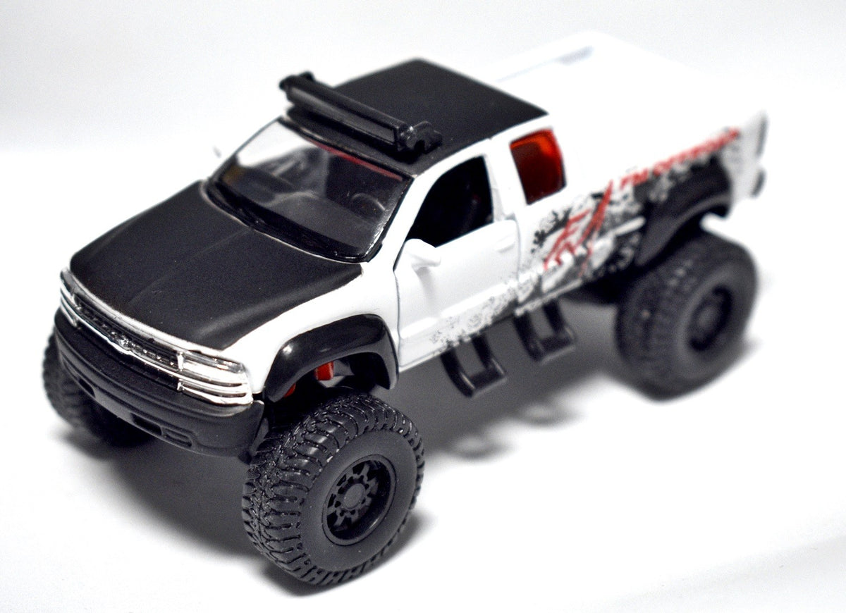 Maisto Adventure Wheels - Chevrolet Silverado 4x4 Pickup Truck