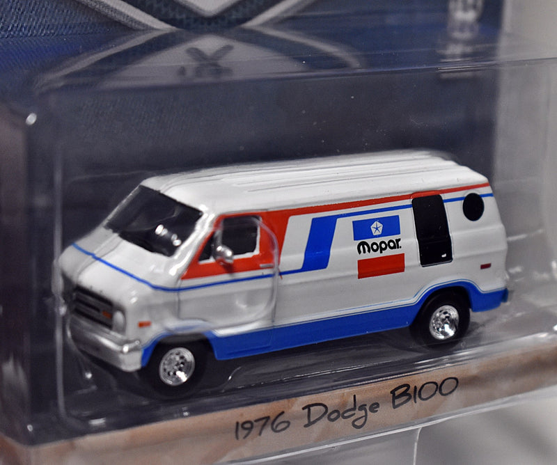 Greenlight - Blue Collar - 1976 Dodge B100 MOPAR Delivery Van