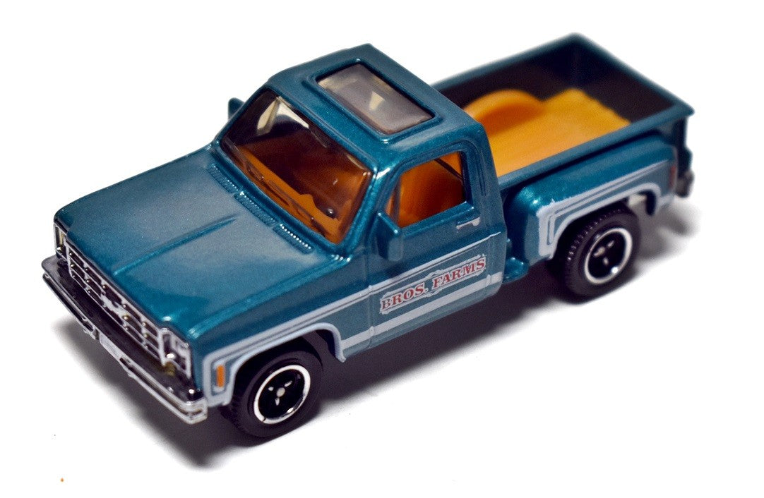 Matchbox 1975 Chevrolet Stepside Brothers Farm Truck