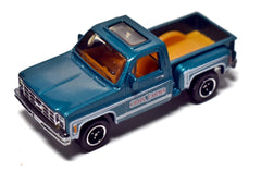 Matchbox 1975 Chevrolet Stepside Brothers Farm Truck