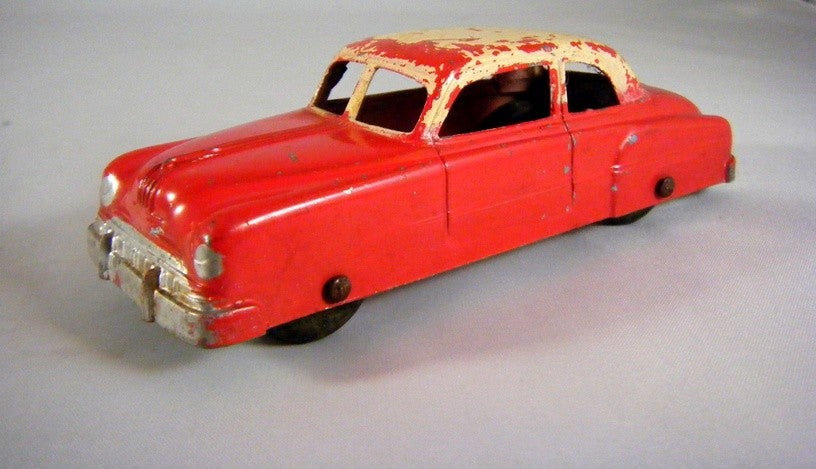 Tootsietoy 1950 Pontiac Sedan