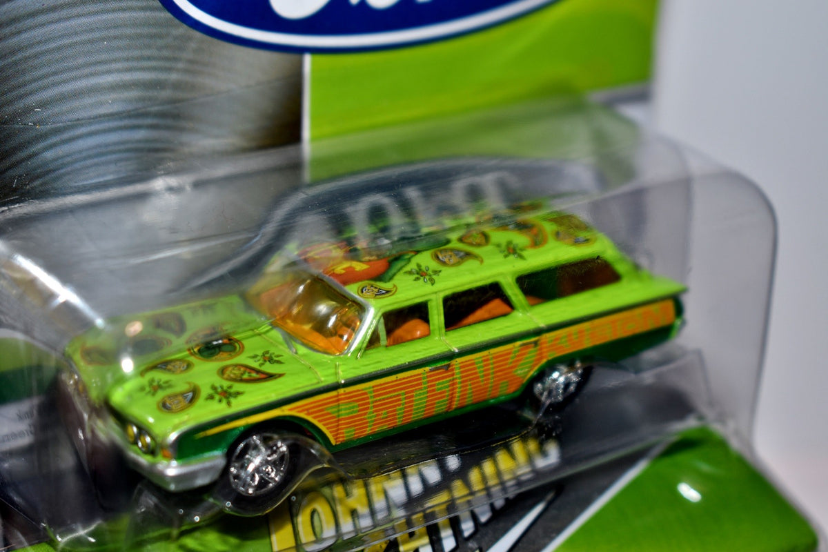 Johnny Lightning Pro Collector Series  Rat Fink - 1960 Ford Country Squire Station Wagon