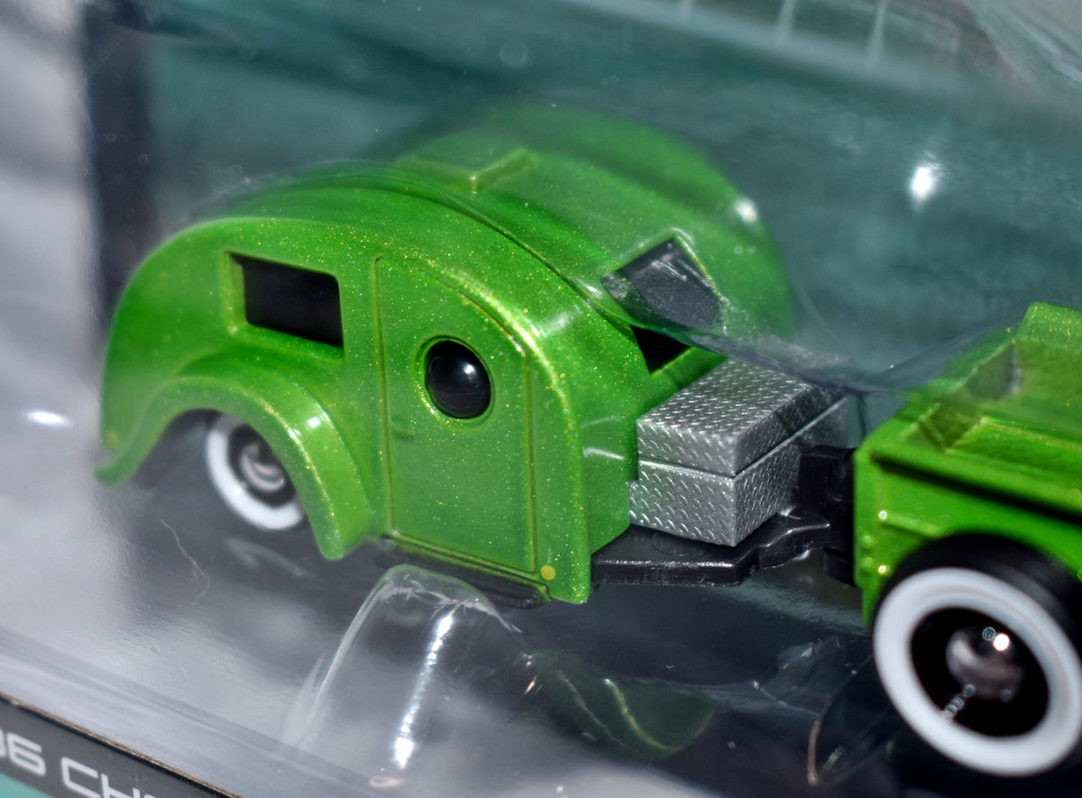 Maisto - Tow & Go - 1936 Chevrolet Pickup Truck and Traveler Trailer Set