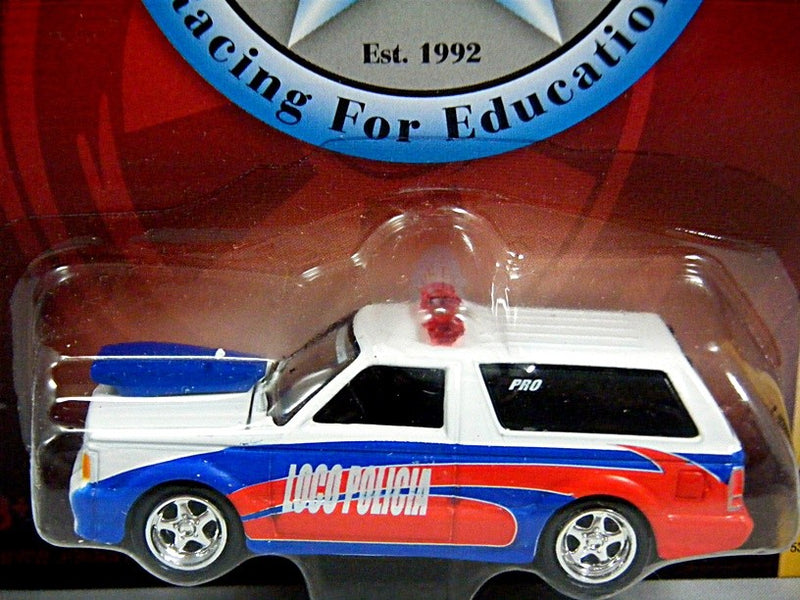 Johnny Lightning - GMC Typhoon Police Truck - Loco Policia