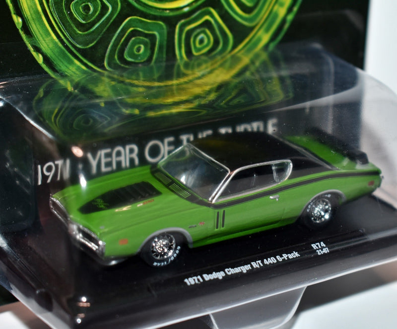M2 Machines Drivers Series 1971 Dodge Charger R/T 440 6-Pack
