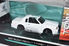 Maisto - Tow & Go - 1987 Buick  Regal T-Type  and Buick Racing Team Trailer Set