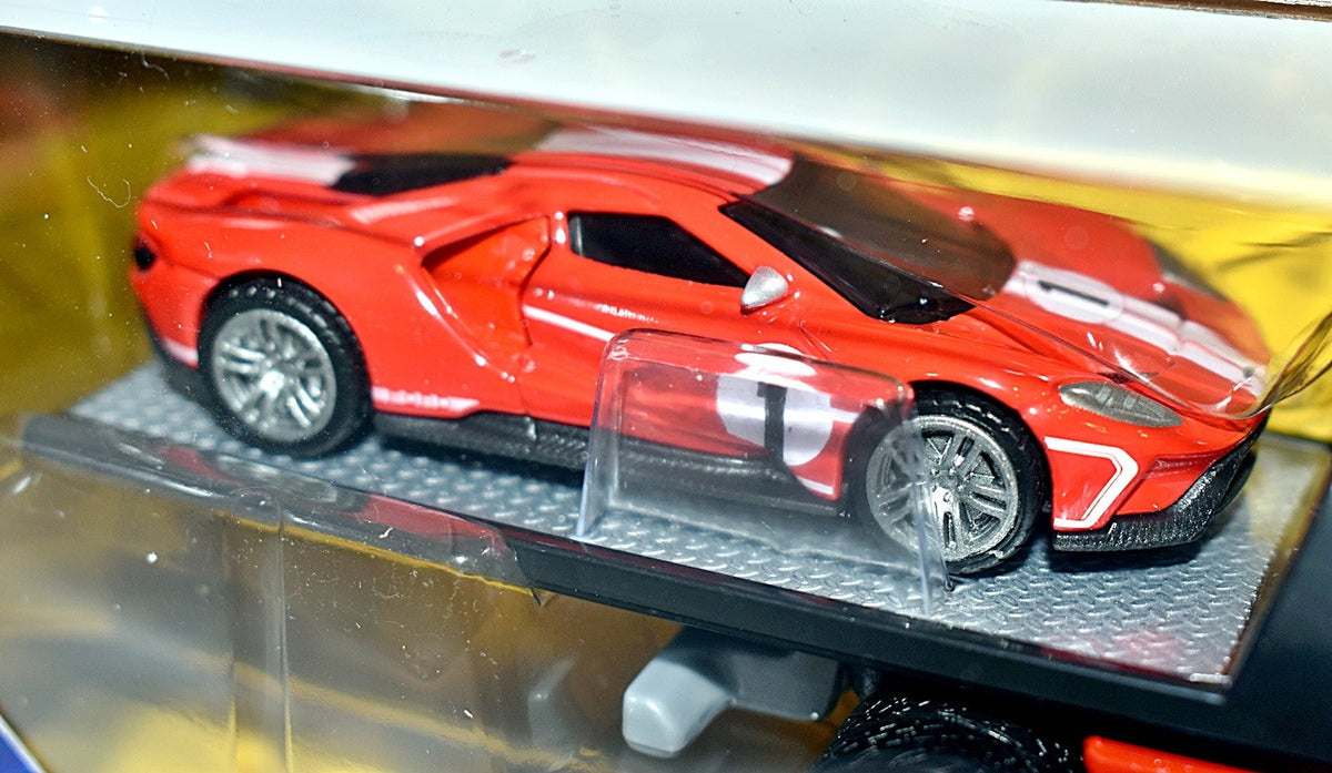 Maisto - Transport -  Ford GT  Heritage Edition & Flatbed Race Transporter