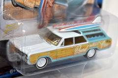 Johnny Lightning  - Surf Rods - 1964 Oldsmobile Vista Cruiser Surf Wagon