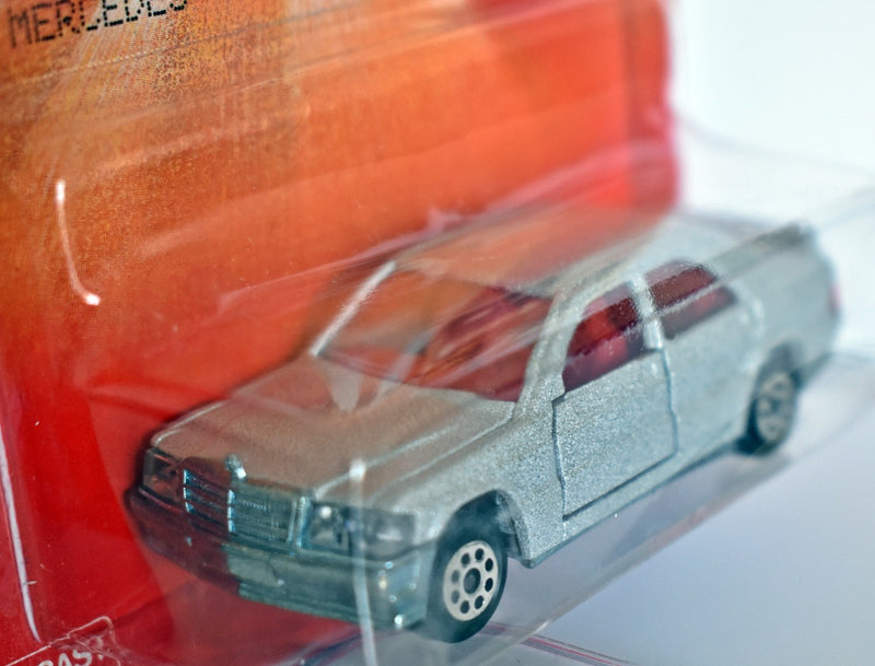 Majorette - Mercedes-Benz 190E Sedan