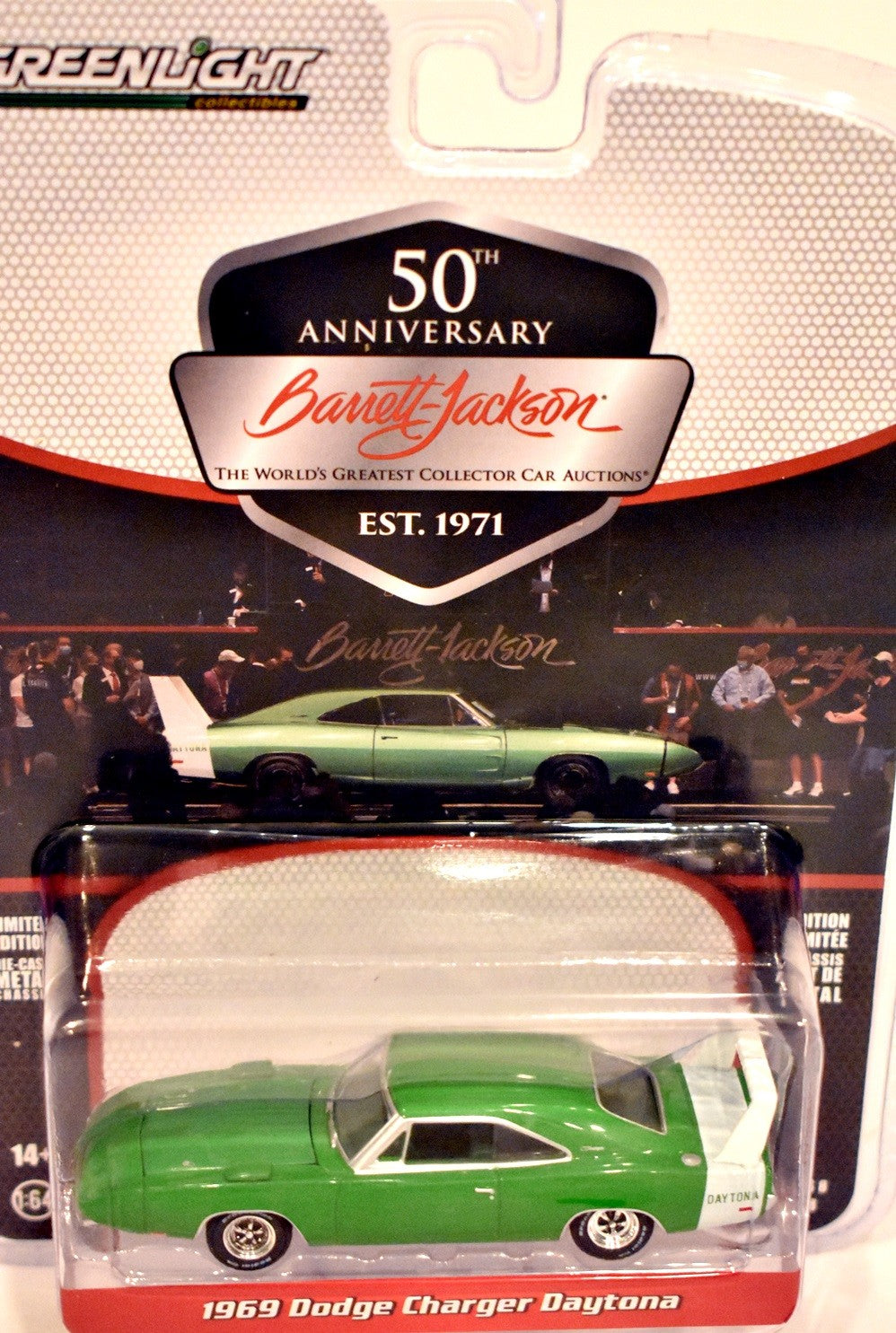 Greenlight Barrett-Jackson Auction Block - 1969 Dodge Charger Daytona