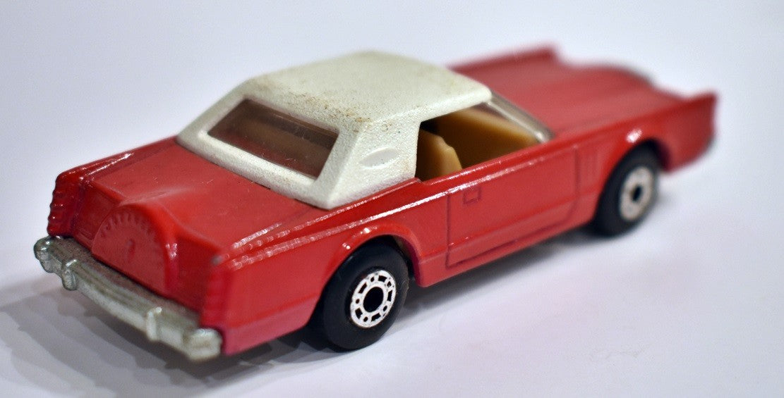 Matchbox - Lincoln Continental MK V