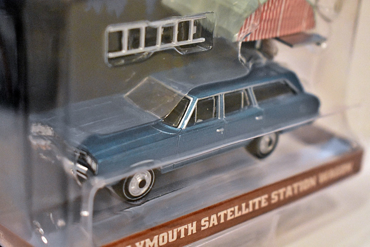 Greenlight - The Great Outdoors - 1969 Plymouth Satellite Station Wagon