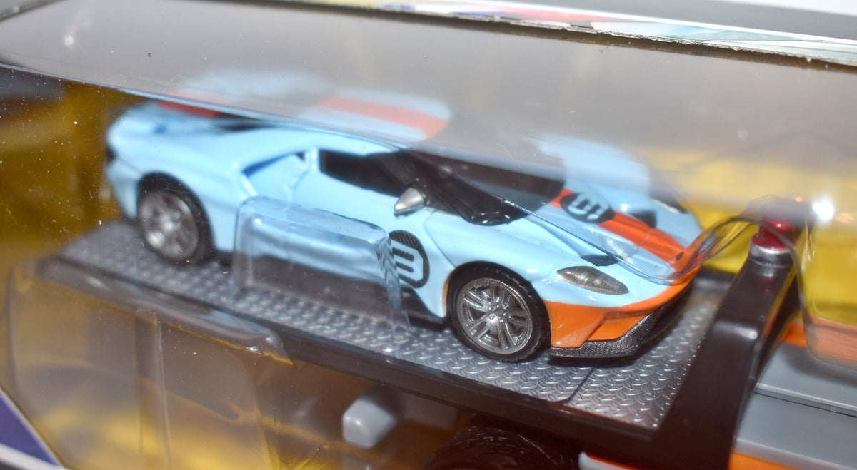 Maisto - Transport -  Ford GT  Heritage Edition & Flatbed Race Transporter