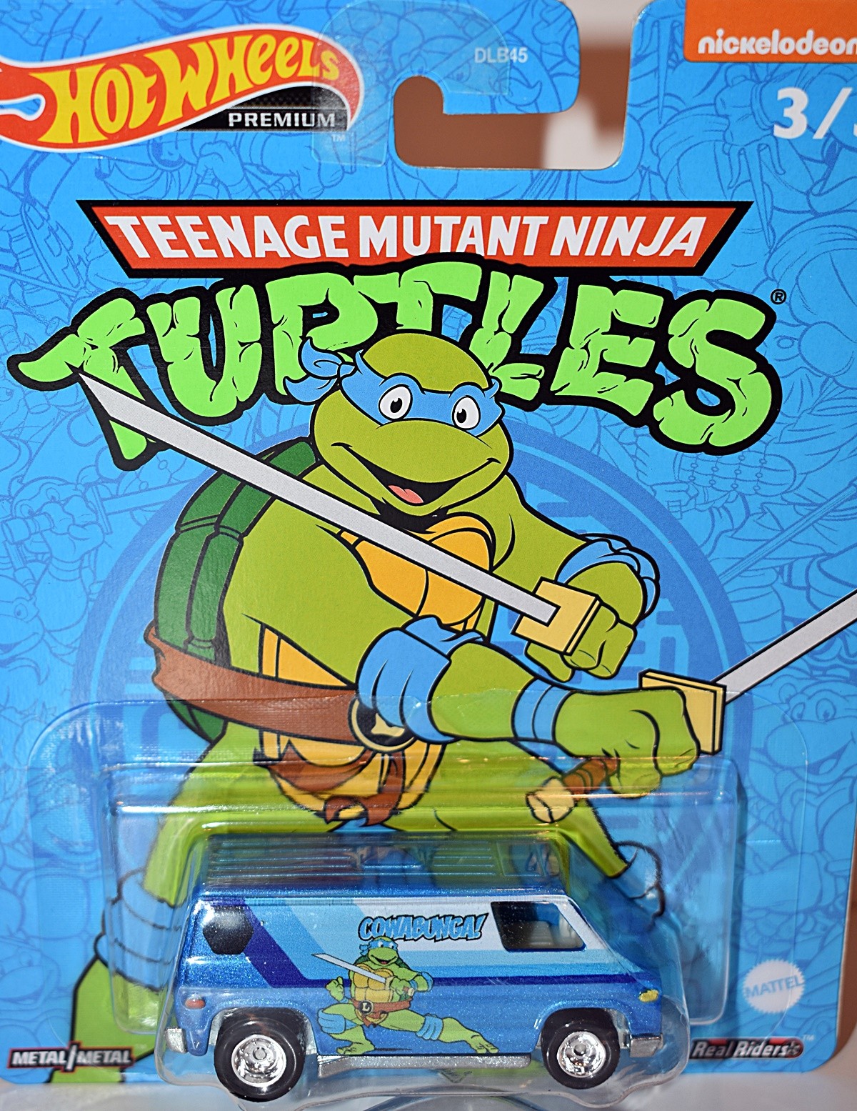 Hot Wheels Premium - Teenage Mutant Ninja Turtles - Leonardo's 70's Custom Van