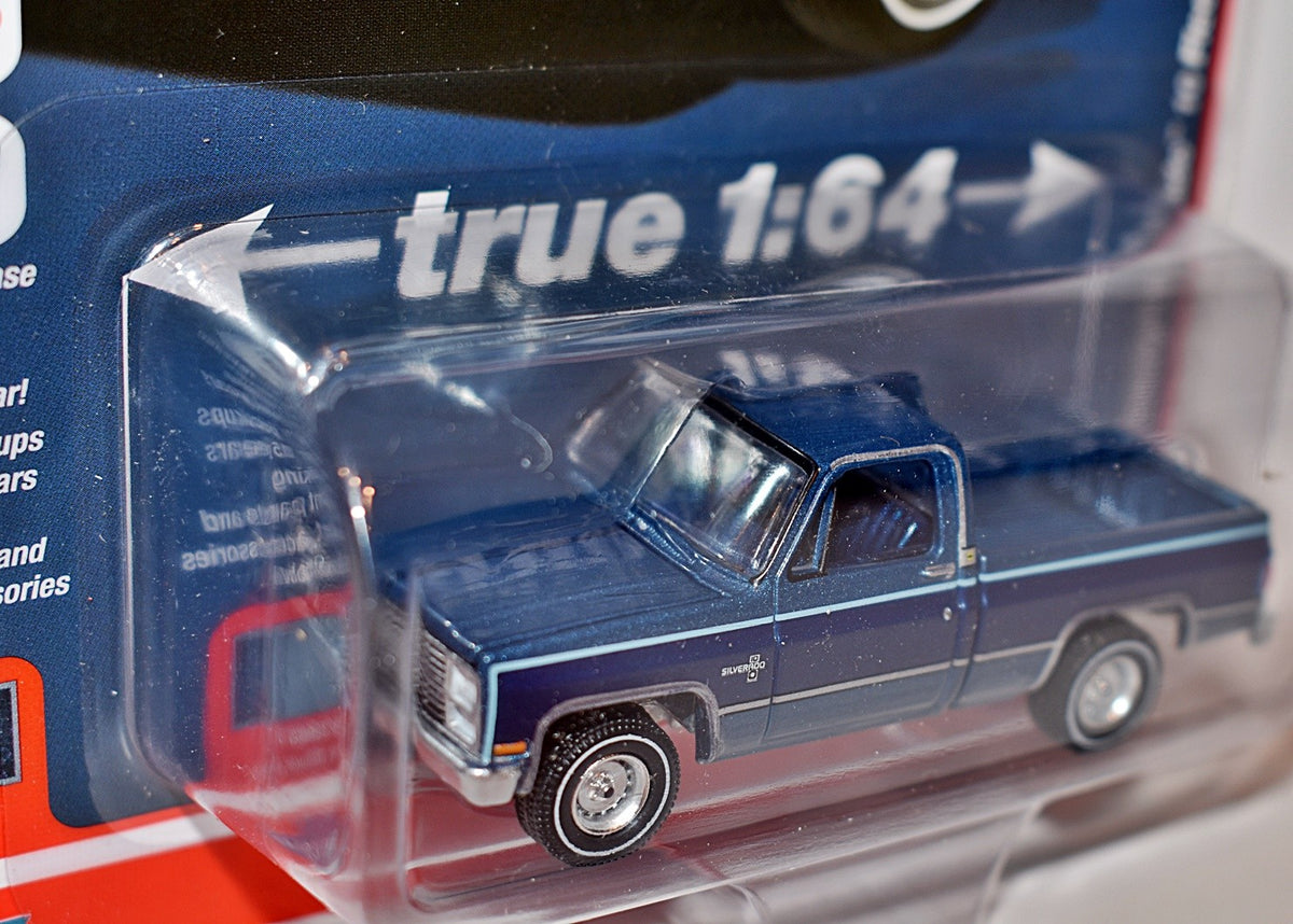 Auto World - 1984 Chevrolet Silverado 10 Fleetside Pickup Truck