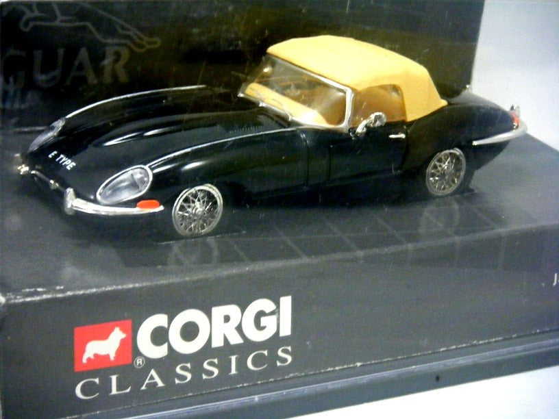  Corgi Classics  (02801) Jaguar E-Type Soft Top