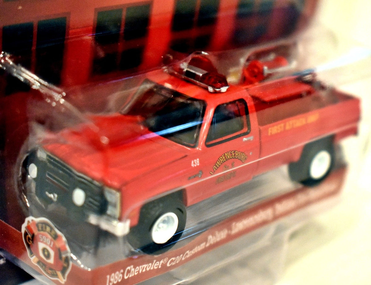Greenlight Fire & Rescue - 1986 Chevy C2 Custom Deluxe Pickup - Lawrenceburg IN Fire Dept