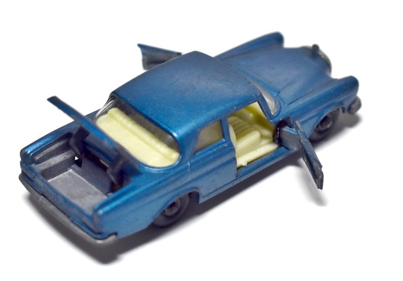 Matchbox Regular Wheels - Mercedes-Benz 300 SE Sedan