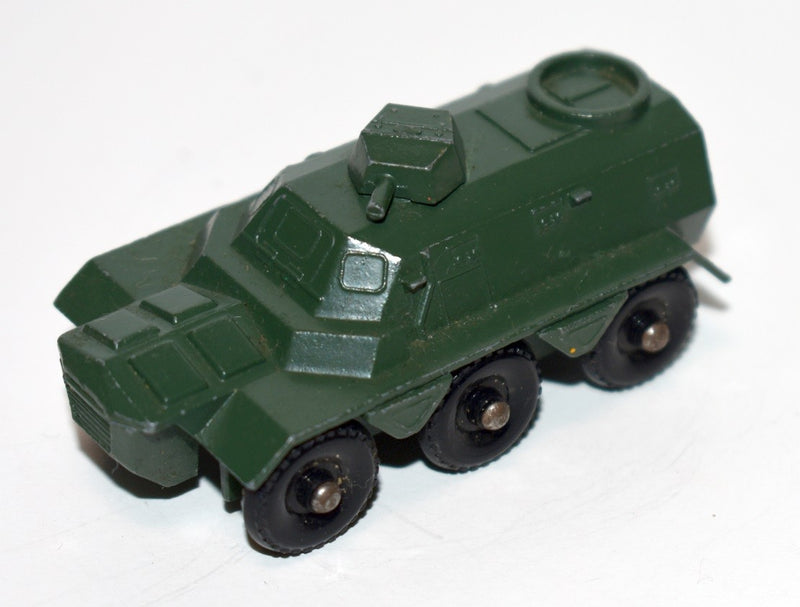 Matchbox Regular Wheels (MB54A) Saracen Military Personnel Carrier