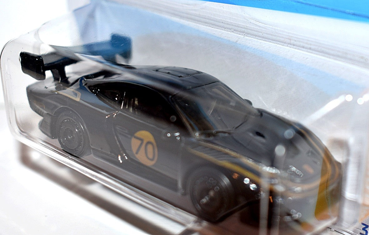 Hot Wheels - Porsche 935 – Global Diecast Direct