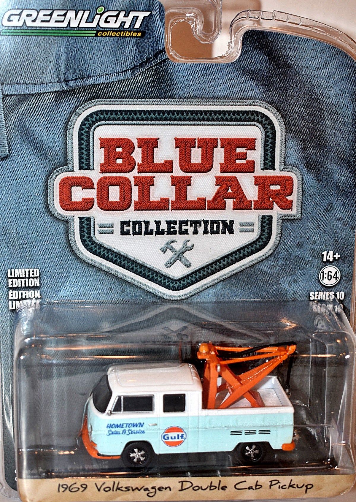 Greenlight - Blue Collar - 1969 Volkswagen Double Cab GULF Racing Team Tow Truck