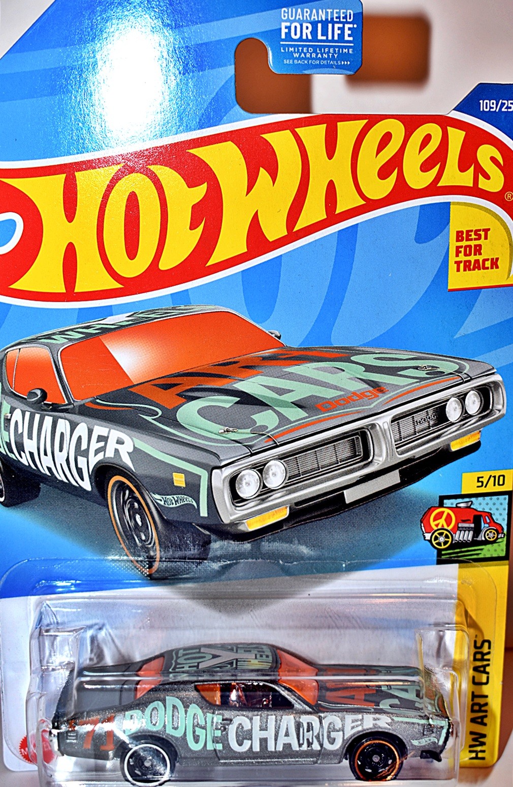 Hot Wheels  - 1971 Dodge Charger -- Best for Track