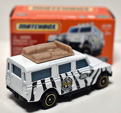 Matchbox Power Grabs  - Land Rover Defender 110 Safari