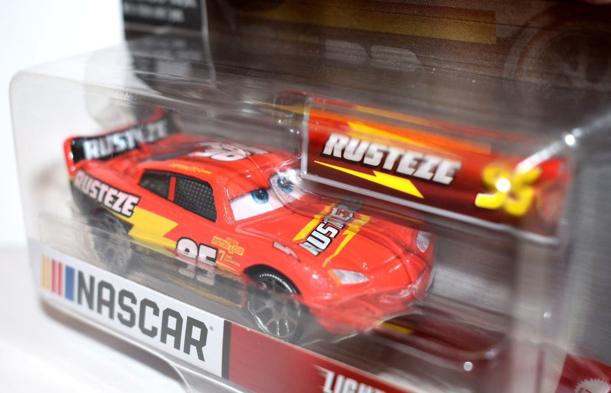 Disney CARS - NASCAR Series - Austin Dillon - Carstin "ACE" Dillon Chevrolet Camaro Stock Car