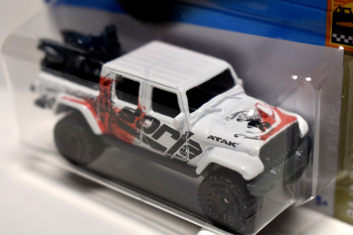 Hot Wheels - Borla Jeep Gladiator ATAK with Motorcycles