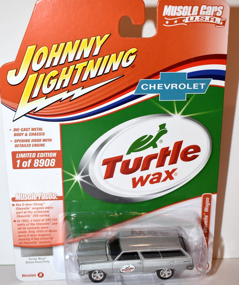 Johnny Lightning Muscle Cars - 1965 Chevrolet Chevelle 2-door Station Wagon - Turtle Wax