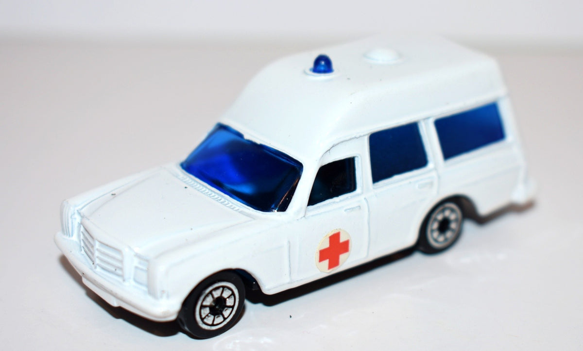 Corgi Juniors - Super Rare Factory Pre-Pro Sample - Mercedes "Binz" Ambulance