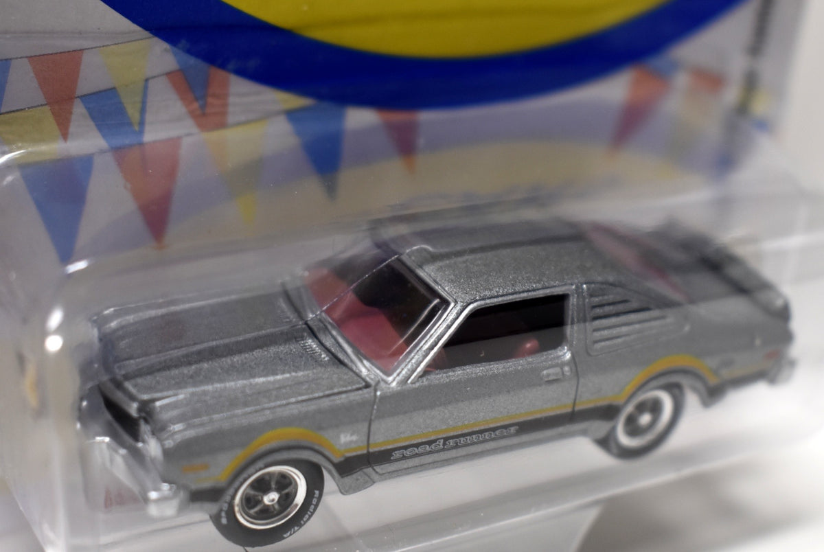 Johnny Lightning Muscle Cars USA - 1976 Plymouth Volare Road Runner