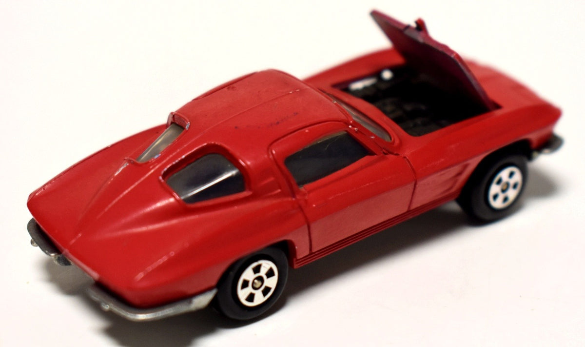 Ertl - 1963 Chevrolet Corvette Stingray Split Window Coupe