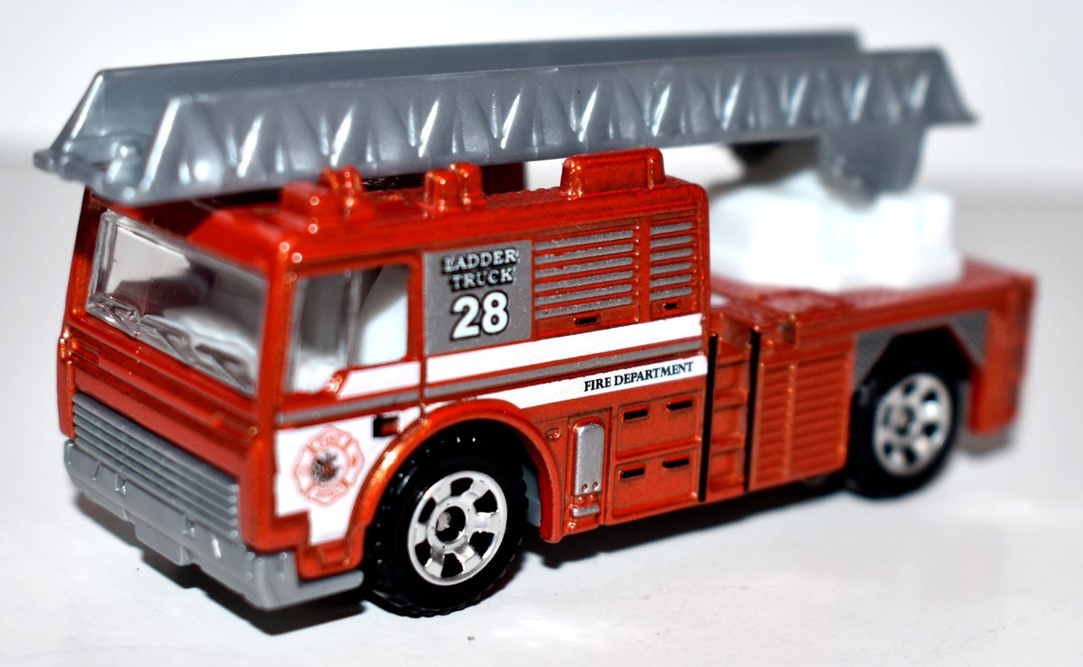 Matchbox Dennis Sabre Ladder Truck