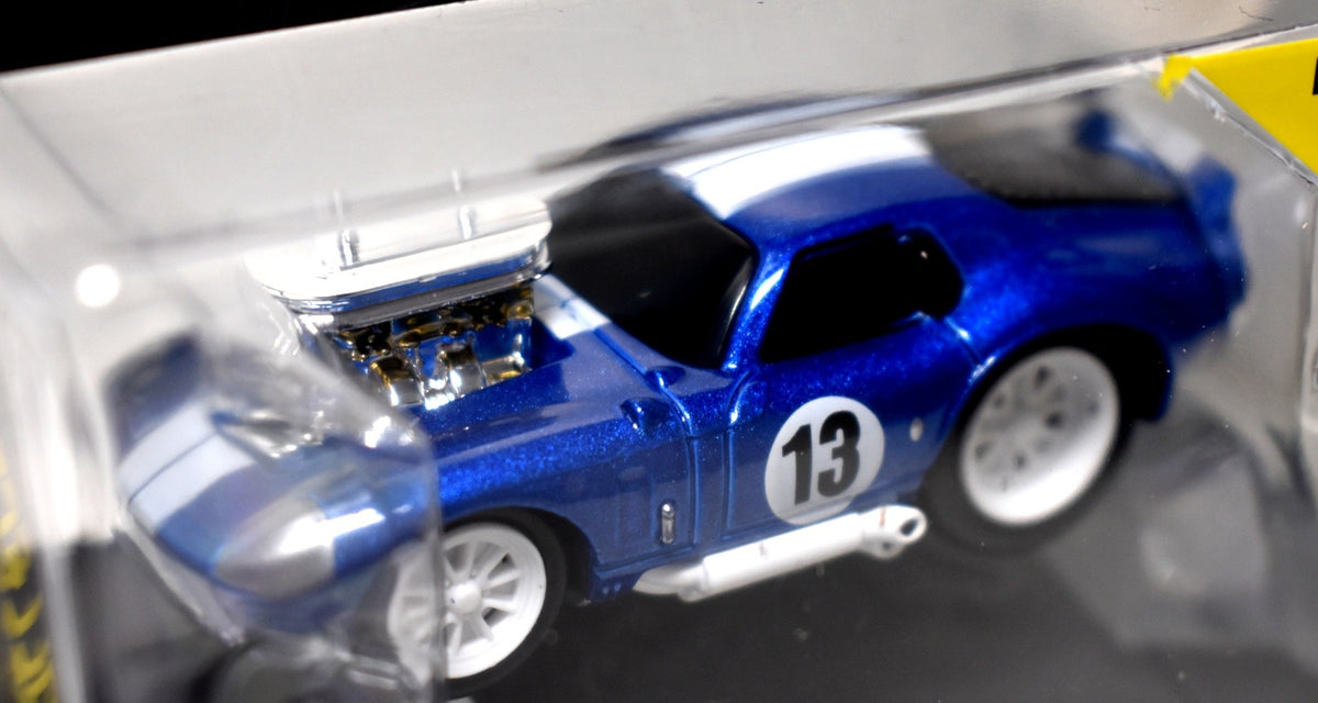 Muscle Machines  - 1965 Shelby Daytona Coupe