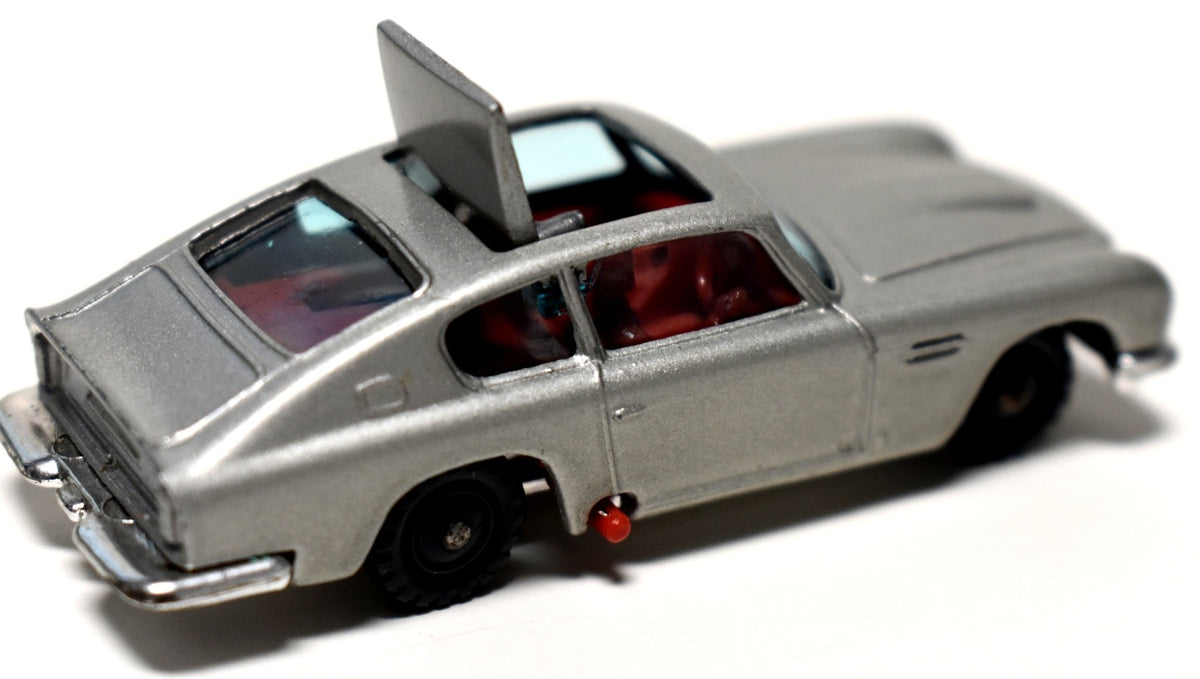 Husky (40C-1) - James Bond Aston Martin DB4
