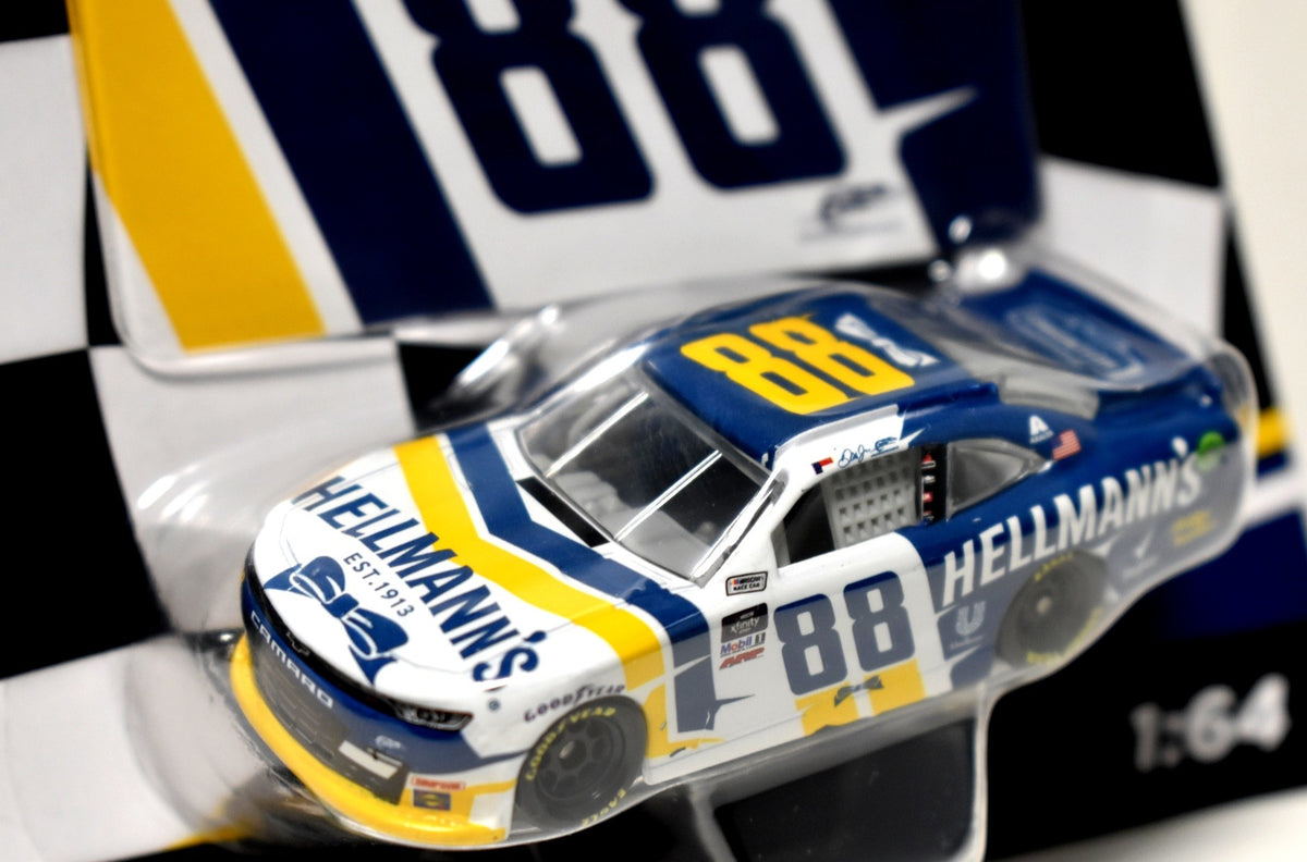 Lionel NASCAR Authentics - Dale Earnhardt  Hellmann's Chevrolet Camaro