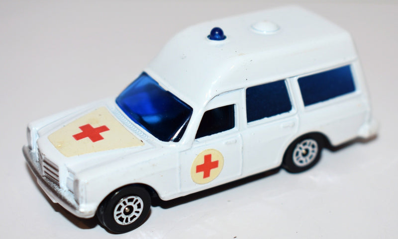 Corgi Juniors -  Mercedes "Binz" Ambulance