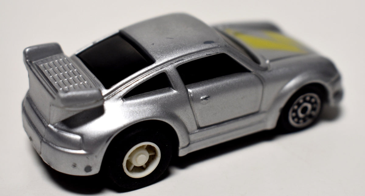 Supreme -  Porsche 911 Turbo