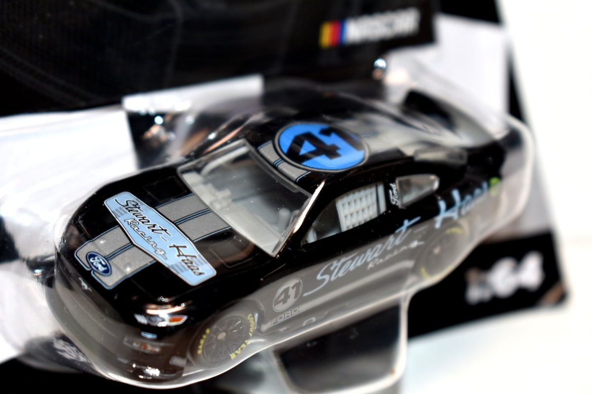 Lionel NASCAR Authentics - Next Gen Test Car Cole Custer Stewart-Haas Racing Ford Mustang