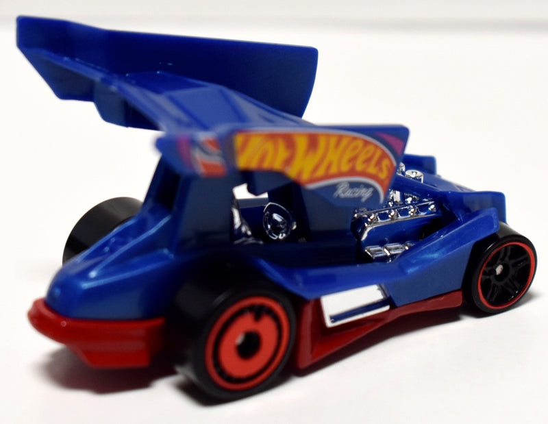 Hot Wheels -  Dirty Outlaw - Outlaw Sprint Race Car