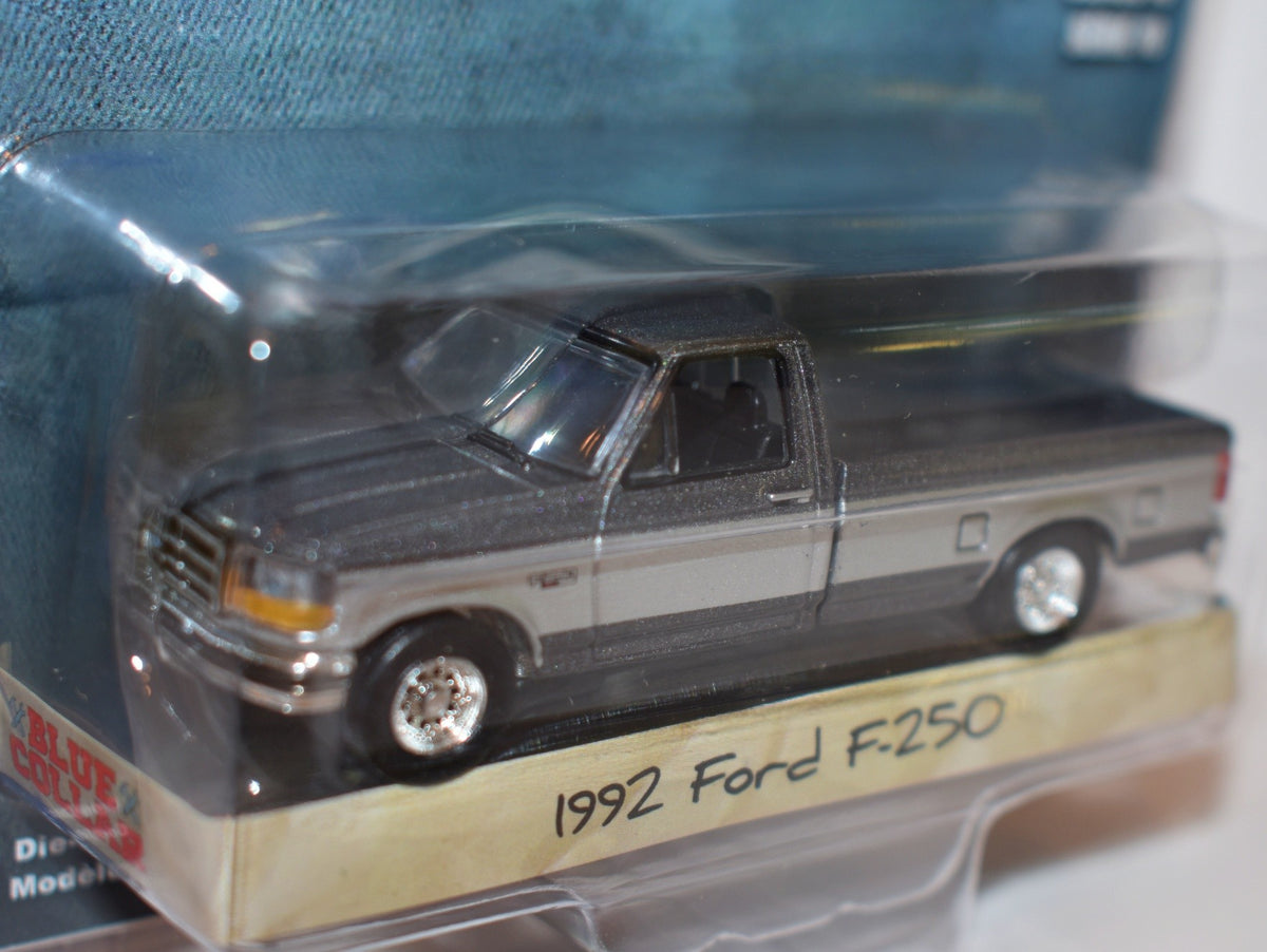 Greenlight - Blue Collar - 1992 Ford F-250 Pickup Truck