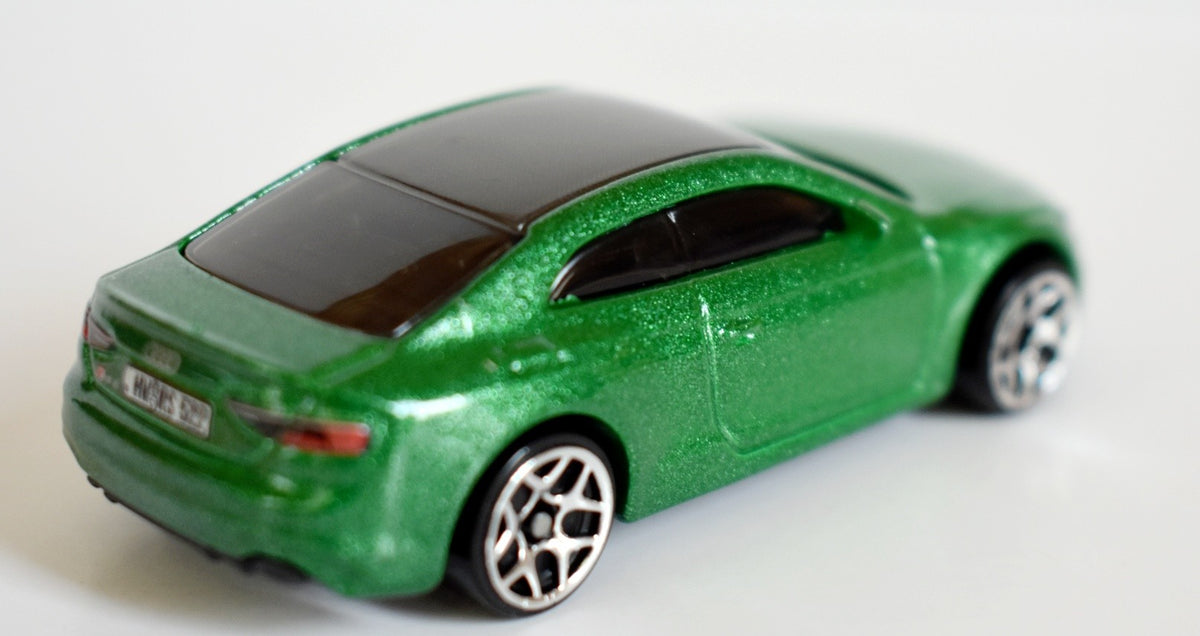 Hot Wheels Premium - Audi R5 Coupe