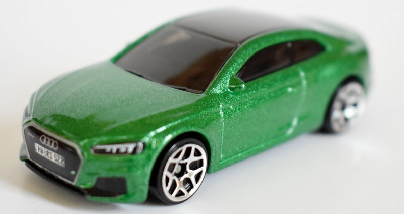 Hot Wheels Premium - Audi R5 Coupe