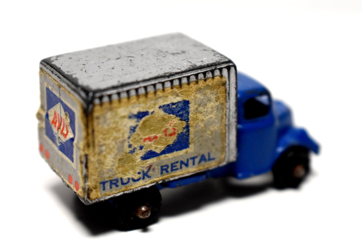 Rare Barclays AVIS Rental Truck